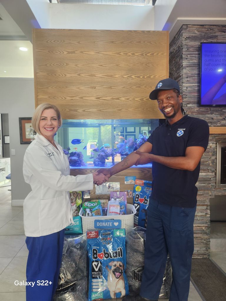 SPCA_DONATIONS_HANDOVER_PIC_small2.jpg